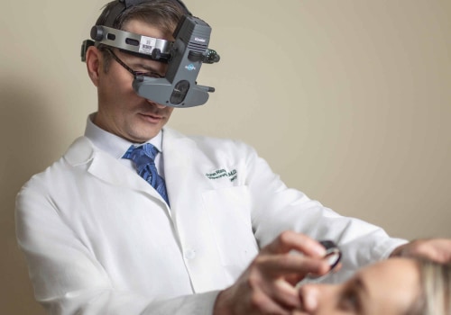 How Eye Care Services Complement Treatment at a Radiation Therapy Clinic in Lake Worth, FL